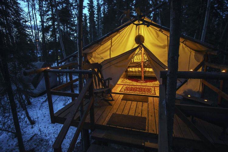 Sven'S Basecamp Hostel Фэрбанкс Экстерьер фото