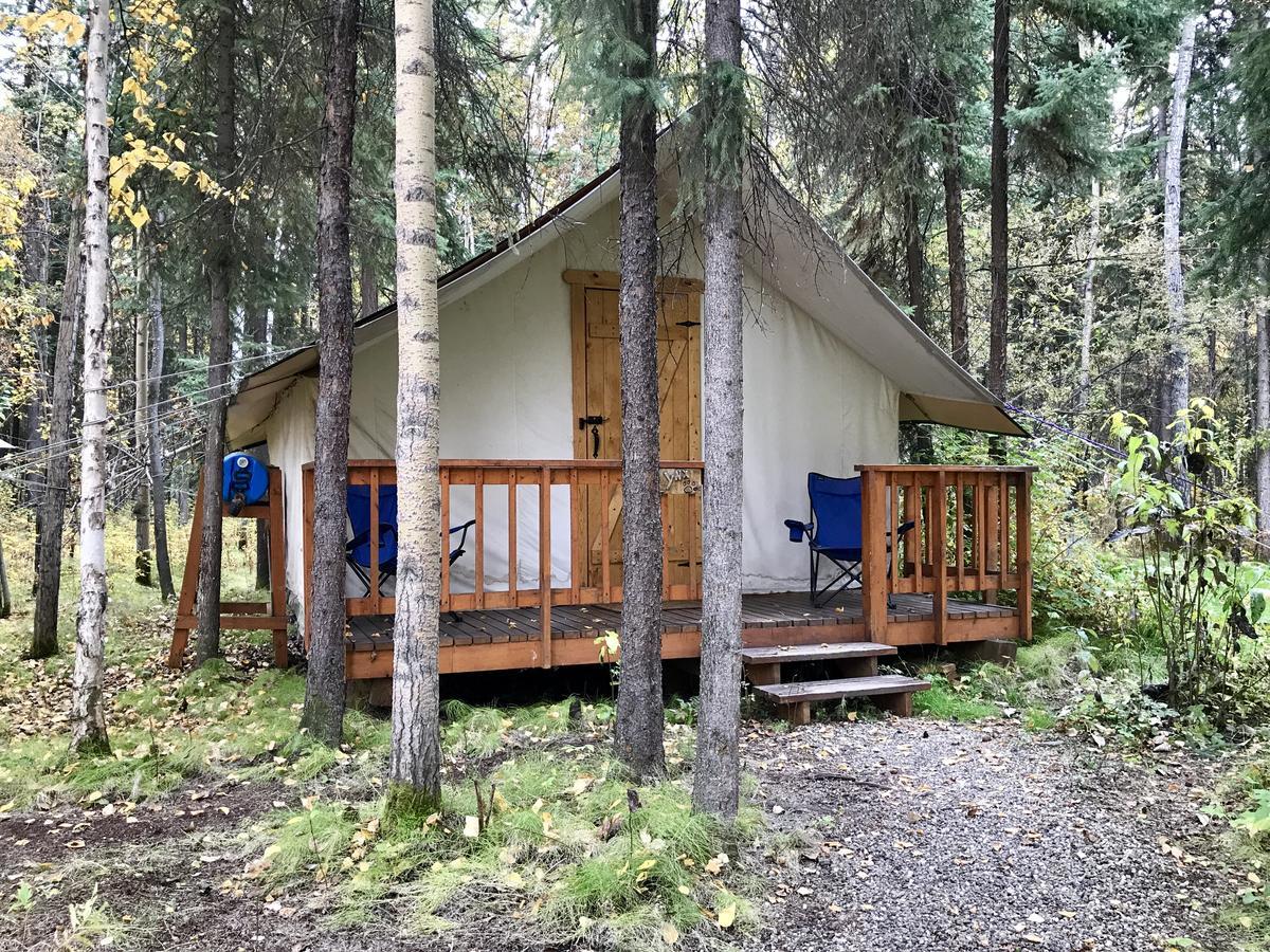 Sven'S Basecamp Hostel Фэрбанкс Экстерьер фото