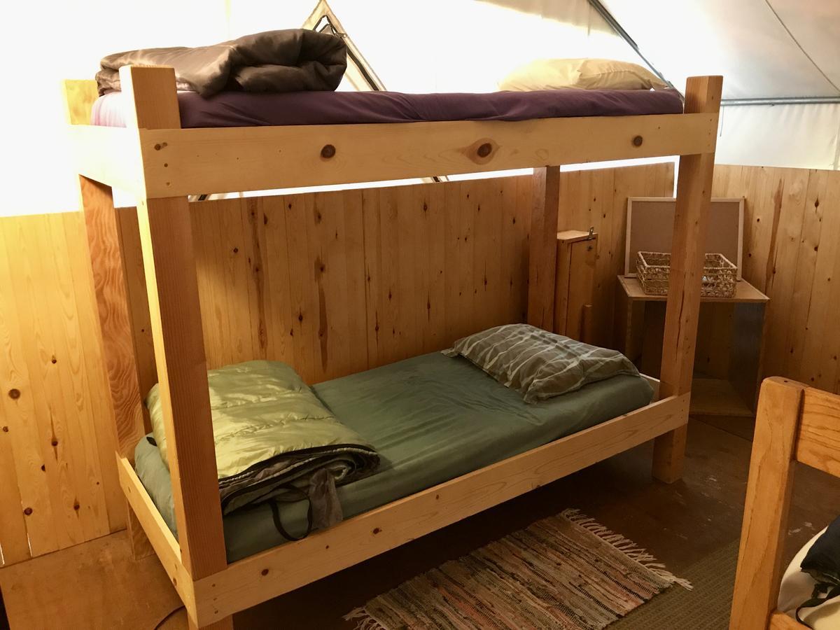 Sven'S Basecamp Hostel Фэрбанкс Экстерьер фото