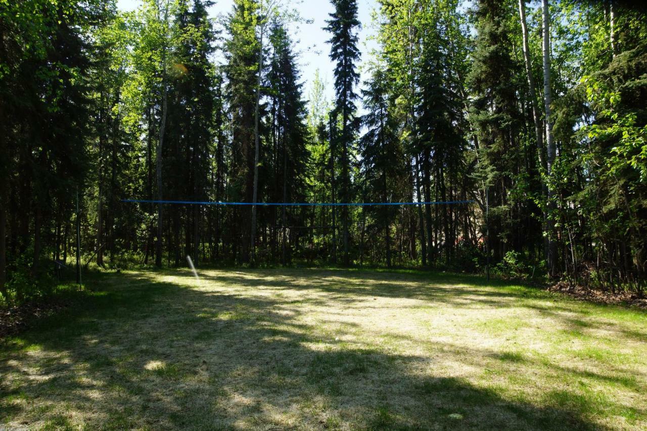 Sven'S Basecamp Hostel Фэрбанкс Экстерьер фото