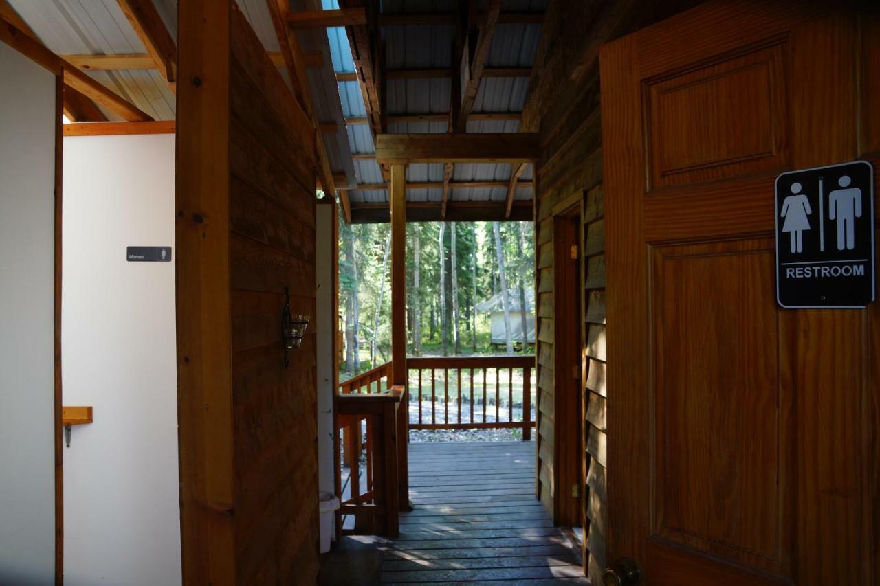 Sven'S Basecamp Hostel Фэрбанкс Экстерьер фото